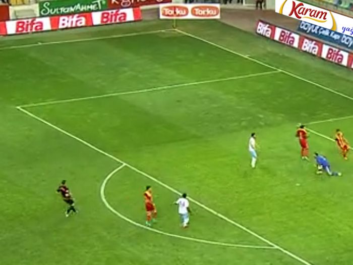 Kayseri Kadir Has Stadyumu Saha İçi Reklam Çalışması