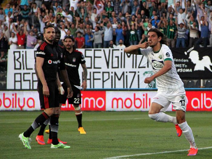 19 Mayıs Stadyumu Saha İçi Reklam Çalışması