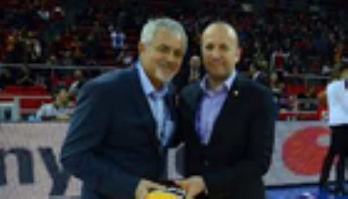 Basketbol sezonu karşılaşmaları Saha İçi Reklam Çalışması