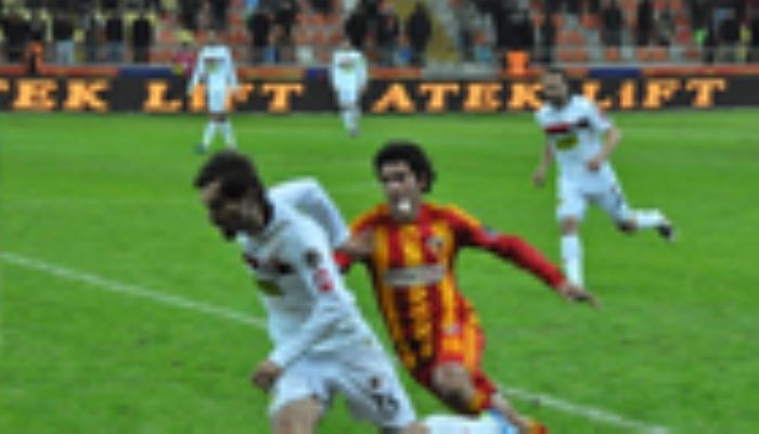 Kayseri Kadir Has Stadyumu Saha İçi Reklam Çalışması