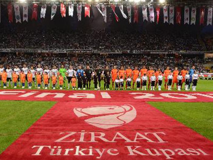 Kayseri Kadir Has Stadyumu Saha İçi Reklam Çalışması