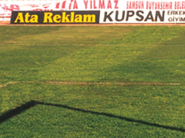 19 Mayıs Stadyumu Saha İçi Reklam Çalışması